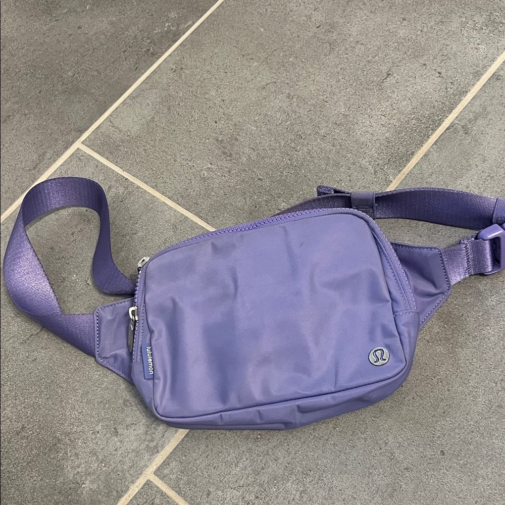 Everywhere Belt Bag Large 2L Lavender